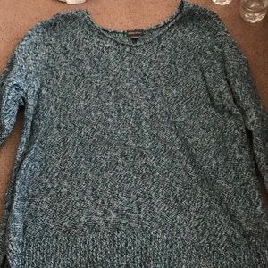 Like new Eddie Bauer Sweater